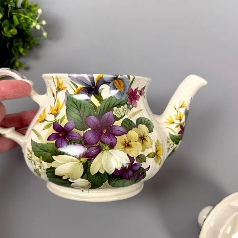 Sadler Duchess Pattern Teapot England Porcelain Violets Flowers 32oz Vintage